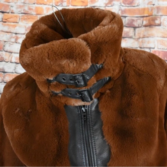 Blank NYC Chocolate Teddy Jacket - Picture 6 of 14